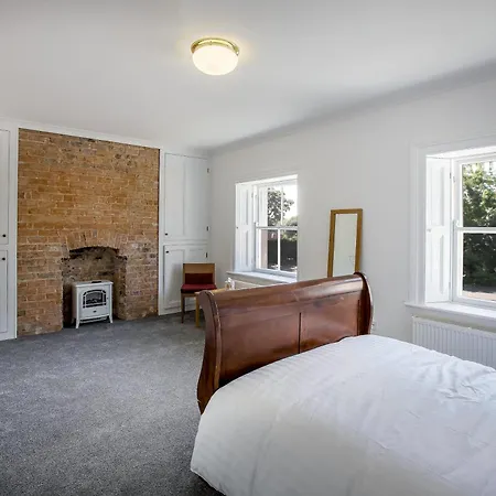 Eureka House *